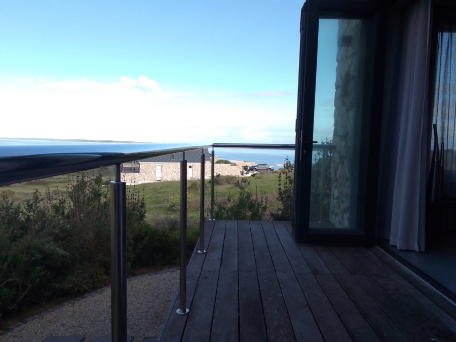 To Let 3 Bedroom Property for Rent in Shark Bay Estate Western Cape